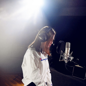 印度美女裸体运动视频
